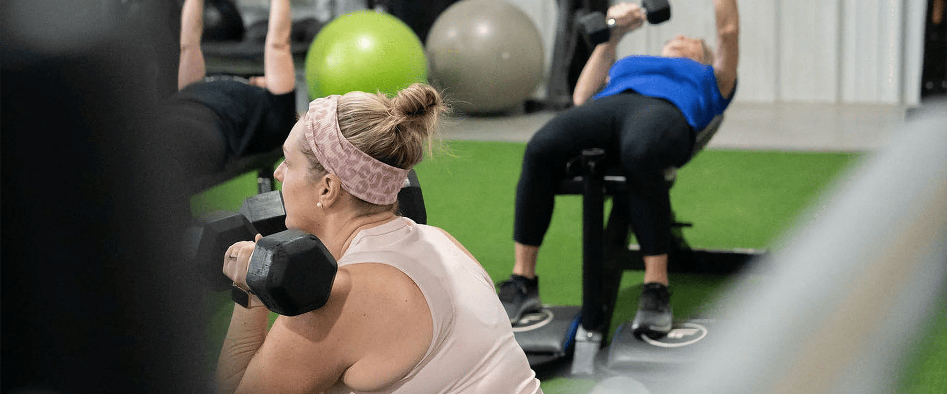 people taking a training class at Grow Strength & Training
