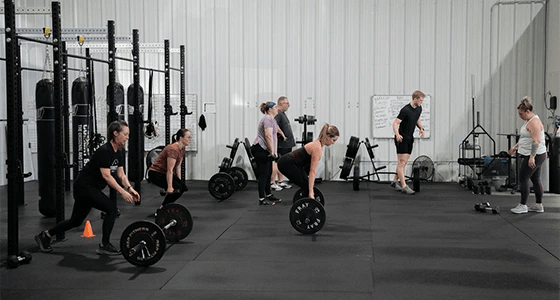 people training together at Grow Strength & Training